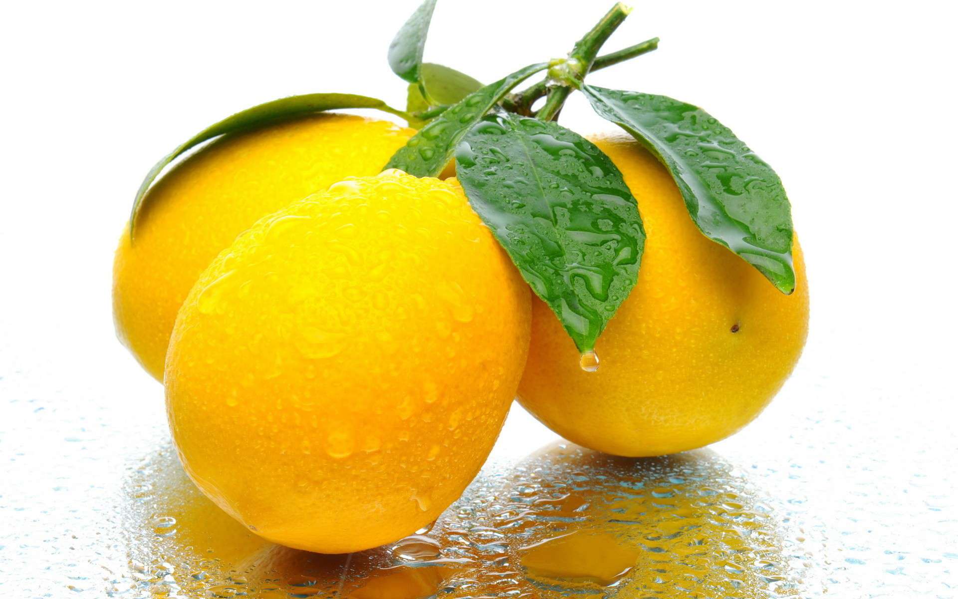 Лимон на прозрачном фоне