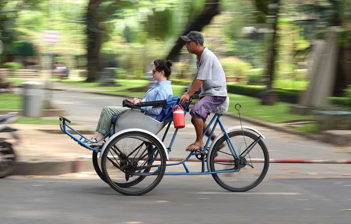 Вело-рикша в Китае, фото картинка изображение велорикша